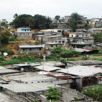 Corps abandonnés, État muet et peur généralisée, Libreville le territoire où la mort dérange